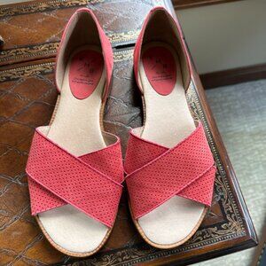 NWOT KMB Women's d'Orsay Flats